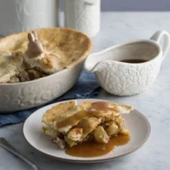 Mason Cash In The Forest Gravy Boat - 400ml -Victorinox Sales Mason Cash In The Forest Gravy Boat 400ml Lifestyle 4 2000px