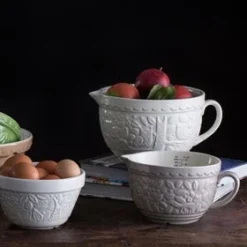 Mason Cash In The Forest Measuring Jug 1L Fox 6 Mason Cash In The Forest Measuring Jug 1L Fox -Victorinox Sales Mason Cash In The Forest Measuring Jug 1L Fox Lifestyle 2 2000px